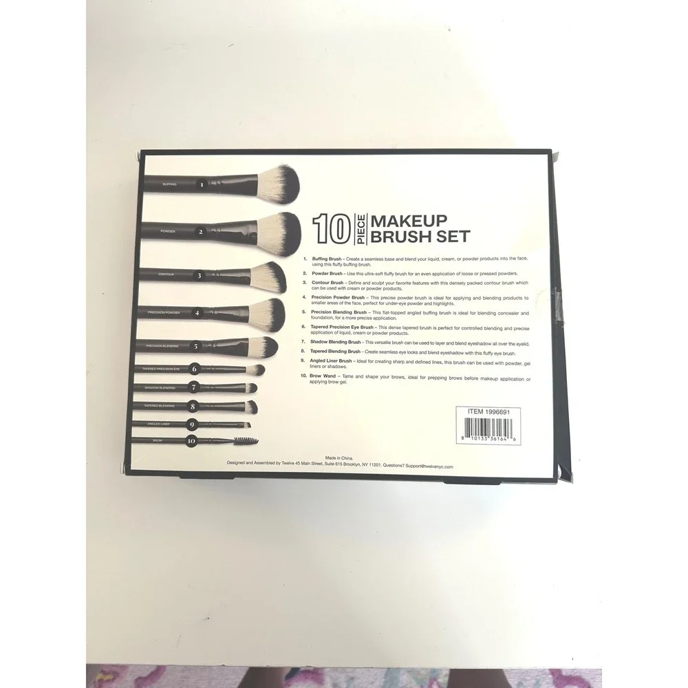 XII Collective Black 10 Piece Professional Makeup Brush Set OS New in Box!